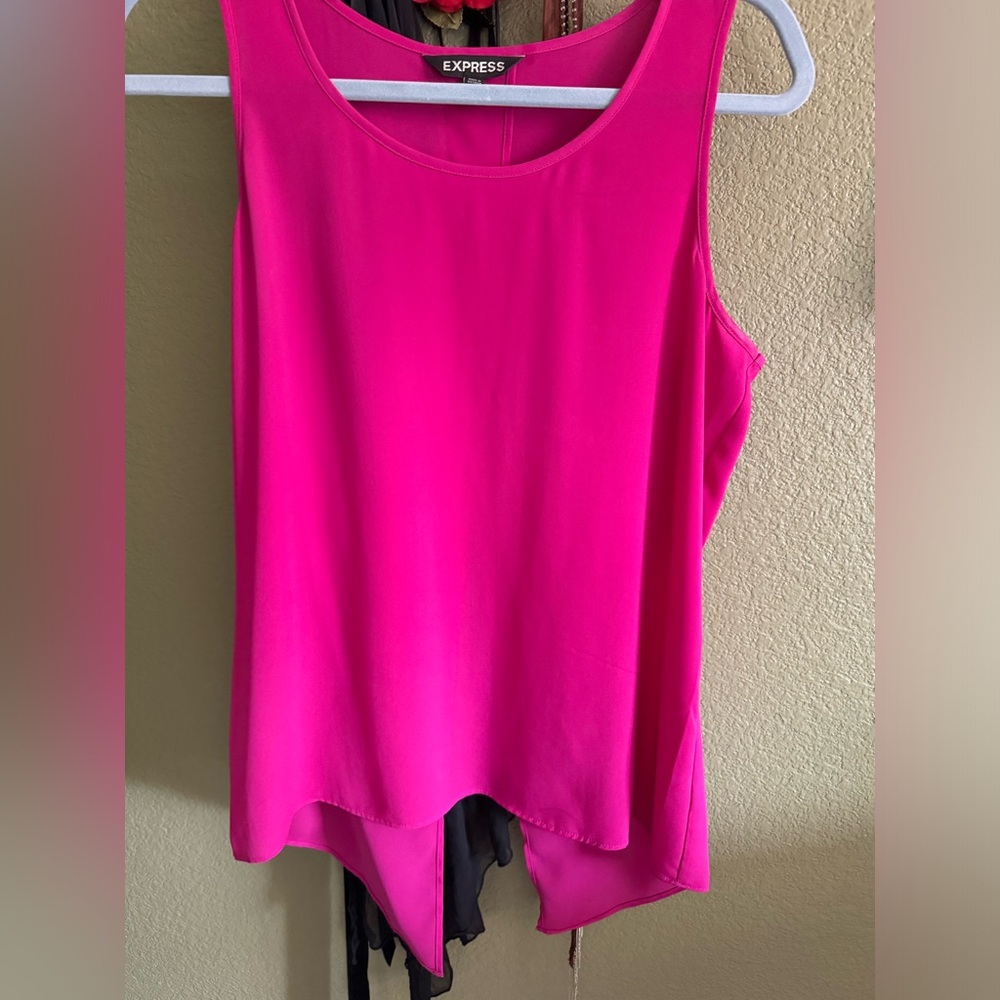 Express Women’s Hot Pink/ Open Back Tank/ SMALL